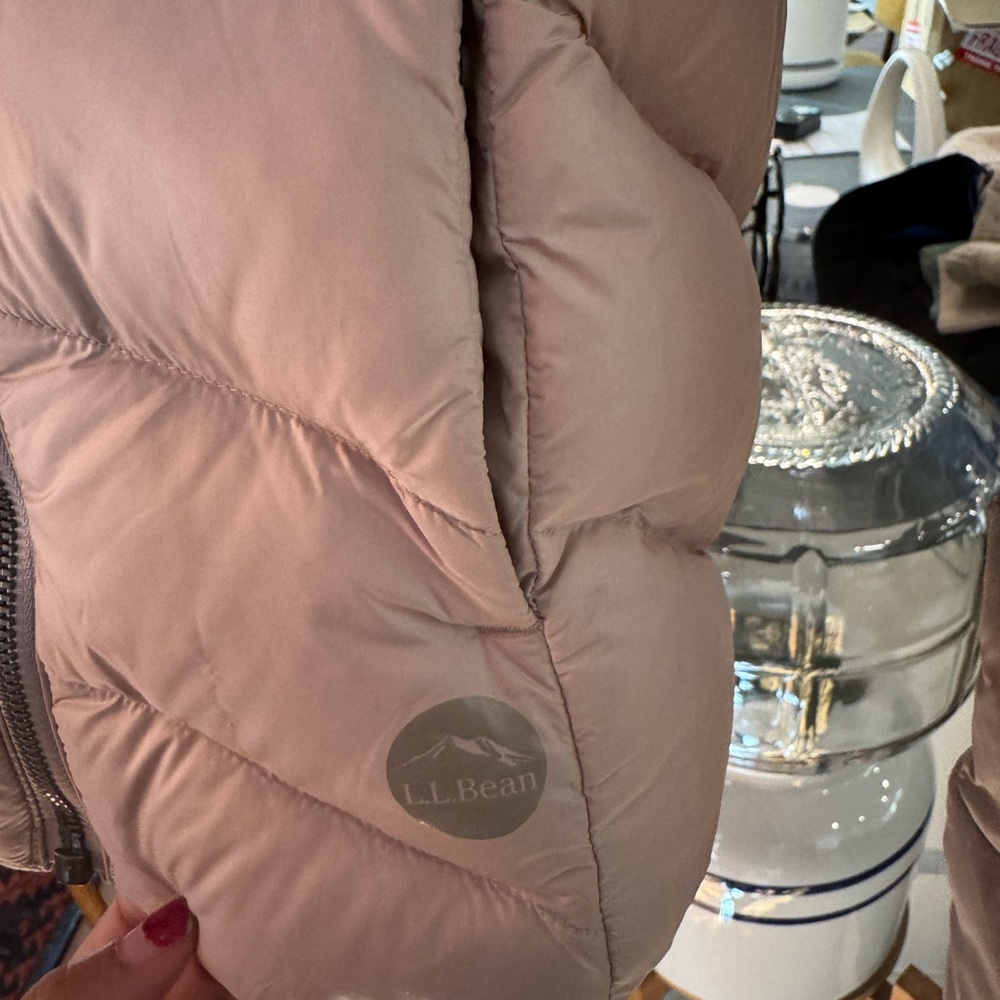L.L. Bean Boundless Down Puffer Jacket II Women's Regular - Picture 3 of 9